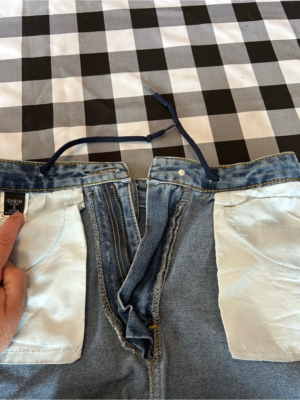 Free with any purchase SHEIN Light Blue High-Waist Denim Cutoff Shorts - Picture 6 of 7
